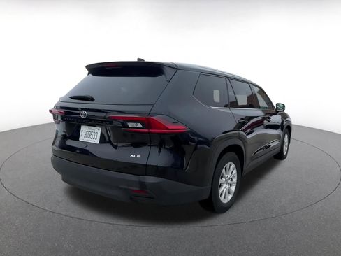 Used 2025 Toyota Grand Highlander FWD image 14