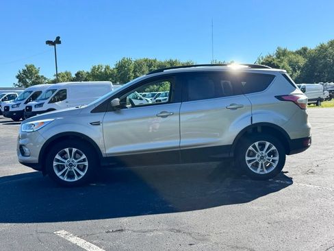 Used 2018 Ford Escape SEL AWD/4WD image 4