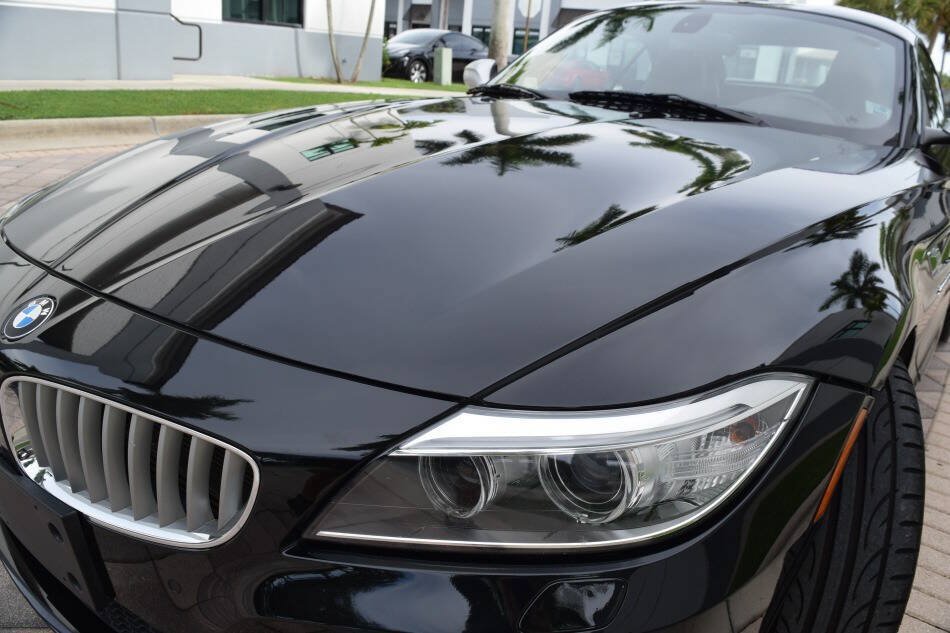 Used 2014 BMW Z4 sDrive35is RWD image 12