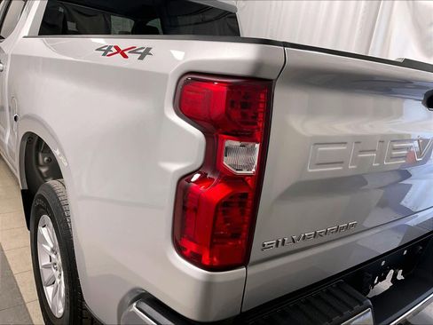 Used 2022 Chevrolet Silverado 1500 LT image 34