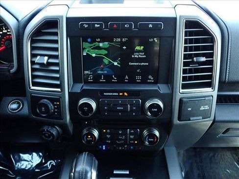 Used 2018 Ford F150 Raptor w/ Equipment Group 802A Luxury AWD/4WD image 17