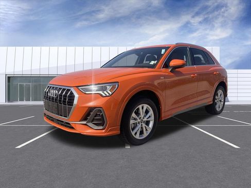 Used 2025 Audi Q3 2.0T Premium AWD/4WD image 4