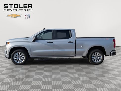 Used 2021 Chevrolet Silverado 1500 Custom image 2