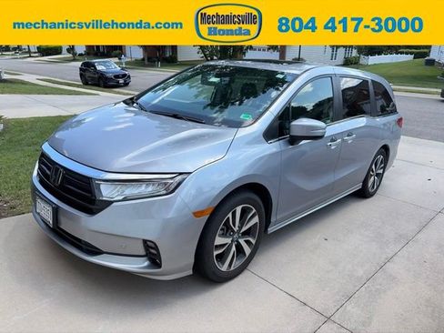 Used 2023 Honda Odyssey Touring image 1