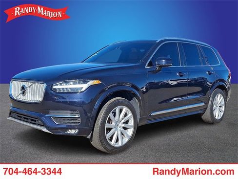 Used 2017 Volvo XC90 T6 Inscription w/ Vision Package image 1