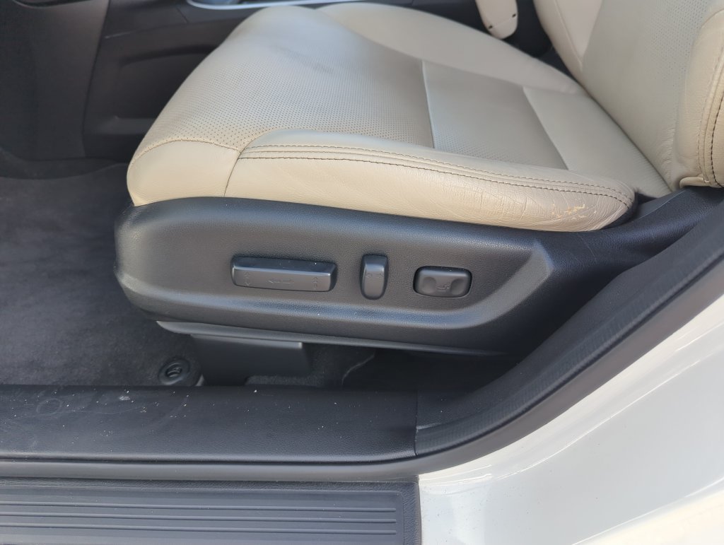 Used 2016 Honda CR-V EX-L image 13