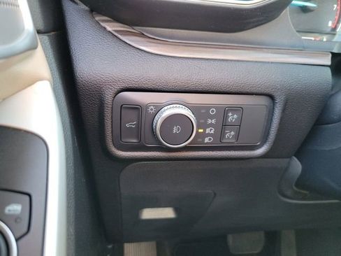 Used 2022 Ford Explorer Limited w/ Class IV Trailer Tow Package image 27