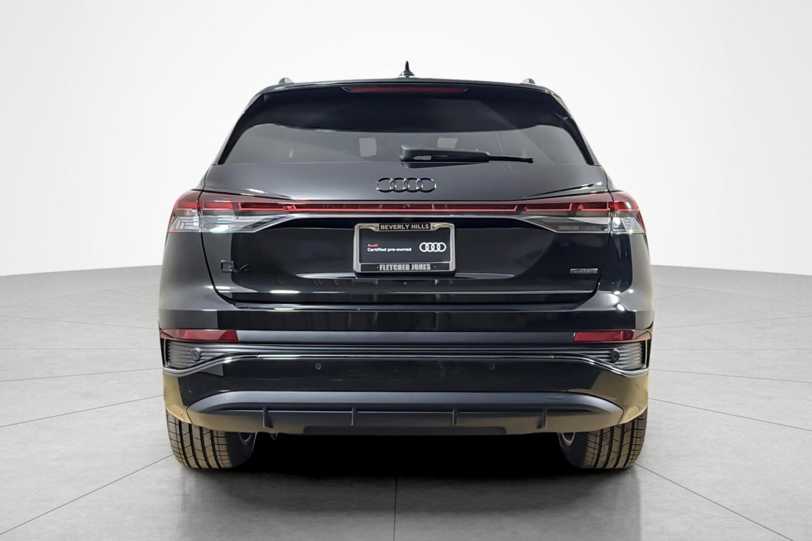 Certified 2023 Audi Q4 e-tron Premium Plus AWD/4WD image 4