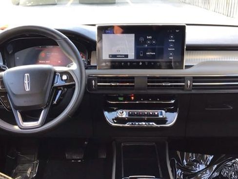 Used 2023 Lincoln Corsair FWD w/ Equipment Group 101A image 17