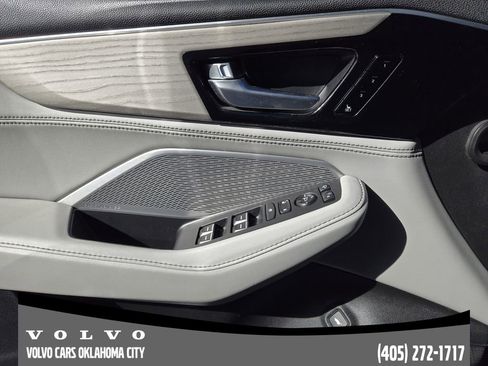 Used 2022 Acura MDX SH-AWD w/ Advance Package image 22