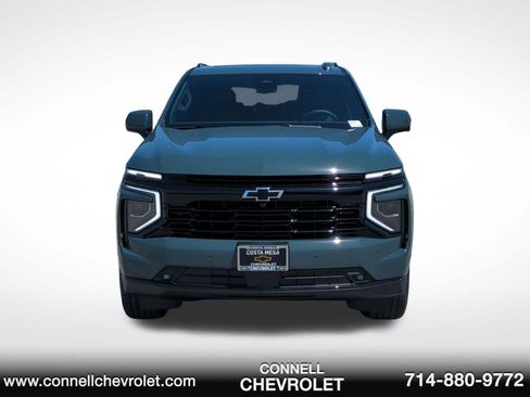 New 2026 Chevrolet Suburban RST w/ RST Capability Package AWD/4WD image 2