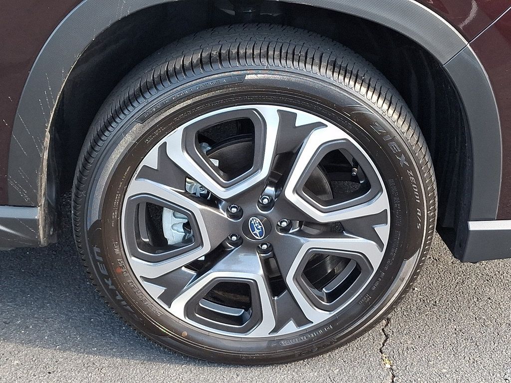Certified 2026 Subaru Ascent Touring AWD/4WD image 8