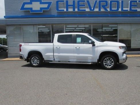 Certified 2024 Chevrolet Silverado 1500 LT w/ Max Trailering Package AWD/4WD image 1