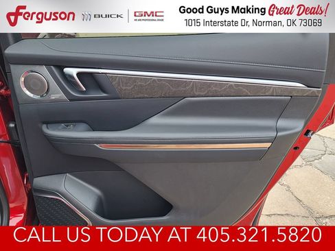 New 2026 Buick Enclave Avenir w/ Super Cruise Package AWD/4WD image 42