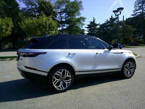 Used 2019 Land Rover Range Rover Velar S AWD/4WD image 2