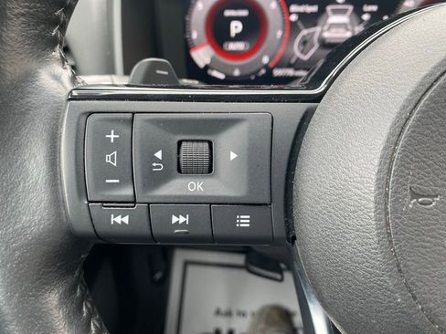 Used 2023 Nissan Rogue Platinum w/ Platinum Premium Package image 26