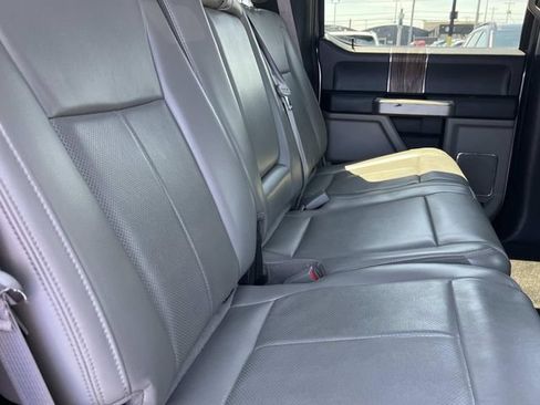 Used 2019 Ford F150 Lariat AWD/4WD image 23