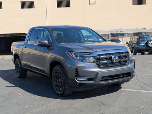 New 2025 Honda Ridgeline RTL+ image 3