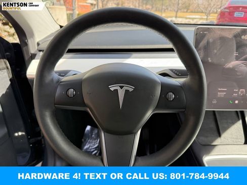 Used 2023 Tesla Model Y Long Range AWD/4WD image 17
