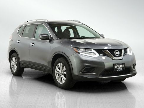 Used 2016 Nissan Rogue SV AWD/4WD image 7