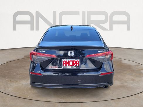 Used 2023 Honda Civic Sport image 9