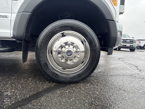 Used 2017 Ford F550 2WD Crew Cab Super Duty image 9