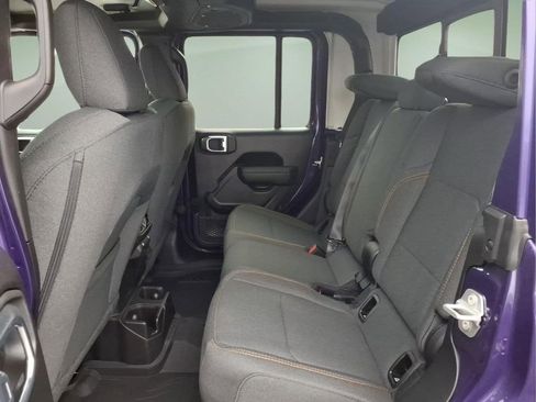 New 2026 Jeep Gladiator Sport image 7