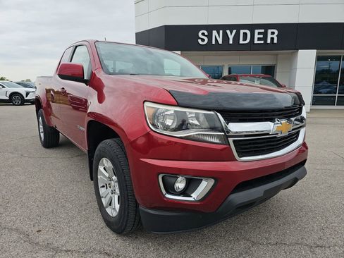 Used 2018 Chevrolet Colorado LT w/ LT Convenience Package AWD/4WD image 9