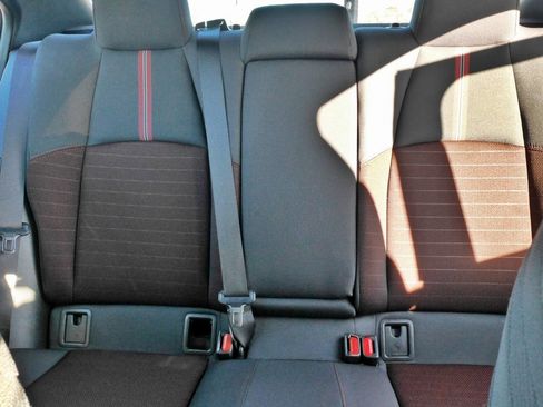 Used 2024 Toyota Corolla SE image 28