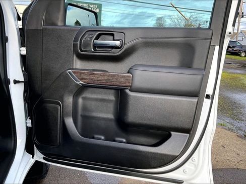 Used 2022 GMC Sierra 1500 SLE AWD/4WD image 24