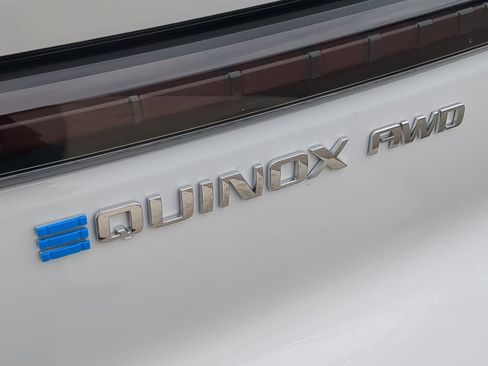 Used 2026 Chevrolet Equinox EV LT image 33