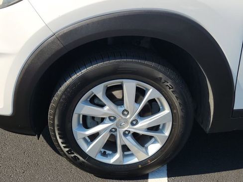 Used 2019 Hyundai Tucson SE image 8