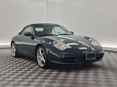 Used 2004 Porsche 911 Carrera RWD image 7
