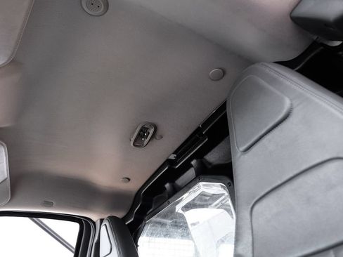 Used 2017 Chevrolet Express 2500 RWD image 29