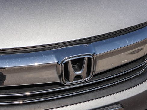 Used 2017 Honda Accord LX image 4