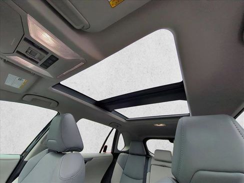 Used 2024 Toyota RAV4 Limited w/ Advanced Technology Package image 15