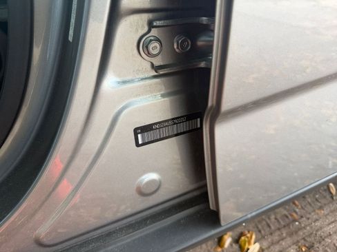 Used 2025 Kia Soul LX w/ LX Technology Package image 27