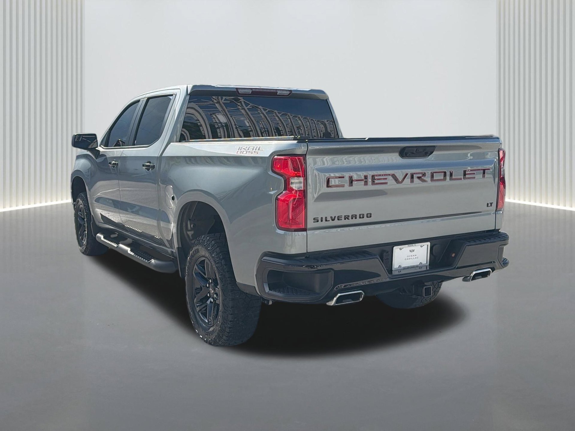 Used 2024 Chevrolet Silverado 1500 LT Trail Boss AWD/4WD image 3