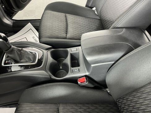 Used 2019 Nissan Rogue SV w/ Premium Package FWD image 25