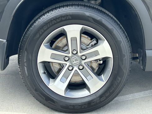 Used 2023 Honda Pilot EX-L image 7