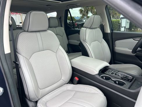 Used 2023 Honda Pilot Elite image 45