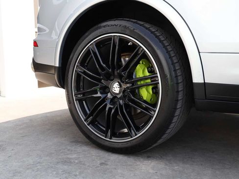 Used 2017 Porsche Cayenne S AWD/4WD image 66