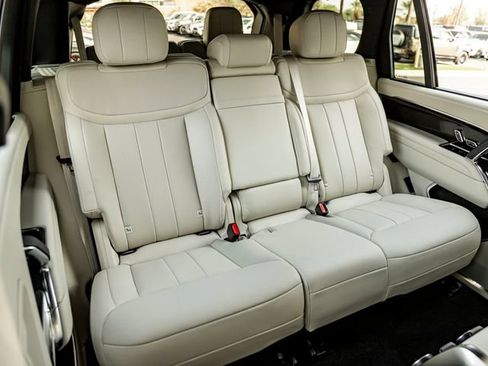 New 2026 Land Rover Range Rover Long Wheelbase SE AWD/4WD image 35