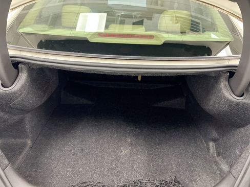 Used 2012 Buick LaCrosse Leather FWD image 23