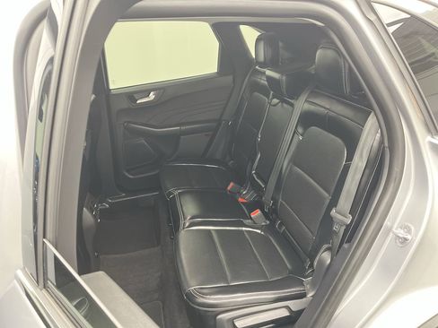 Certified 2024 Ford Escape Platinum image 12