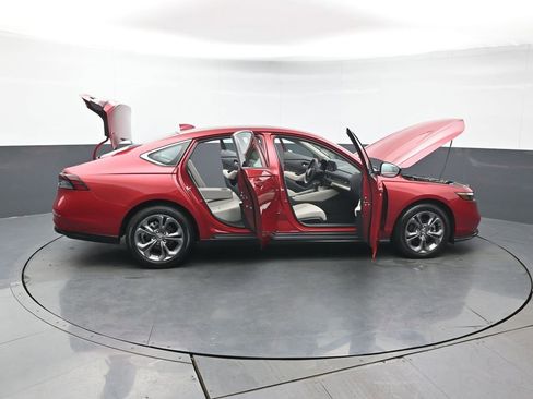 Certified 2023 Honda Accord EX image 50