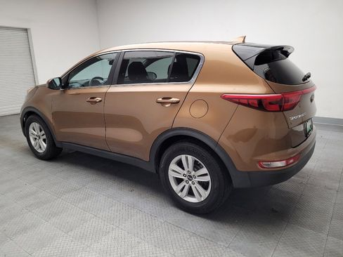 Used 2017 Kia Sportage LX FWD image 3