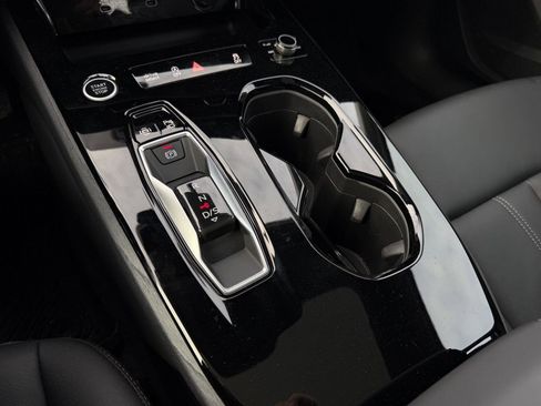 Used 2025 Audi A5 2.0T Premium w/ Convenience Package image 18