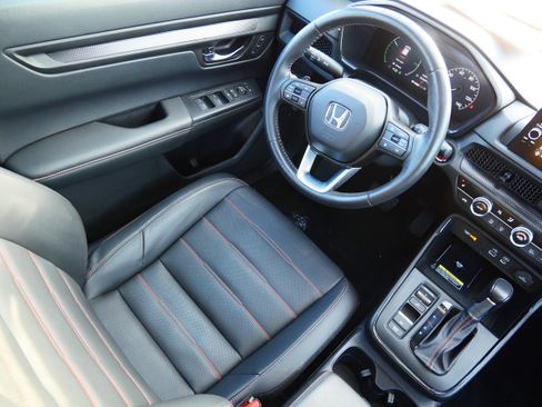 Used 2024 Honda CR-V Sport-L image 9