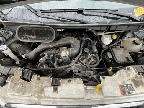 Used 2022 Ford Transit 350 XLT RWD image 28